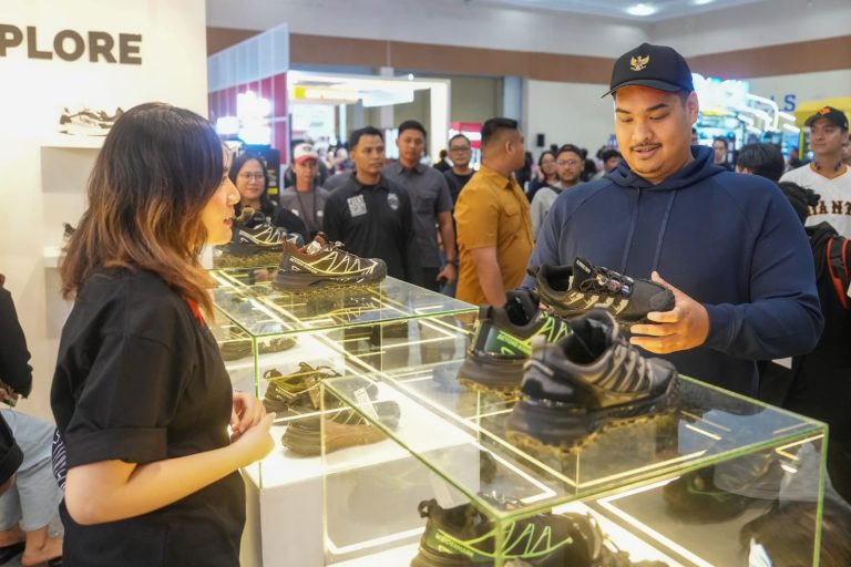Menpora Dito Kunjungi Jakarta Sneaker Day 2025, Apresiasi Inaspro Sport Complex Kembangkan Industri Olahraga Lokal