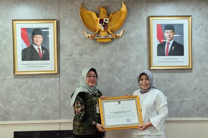 Kemenpar Resmi Serahkan Akreditasi Program Pelatihan Teknis untuk SDM Aparatur Kaltim, Ini Dampaknya!