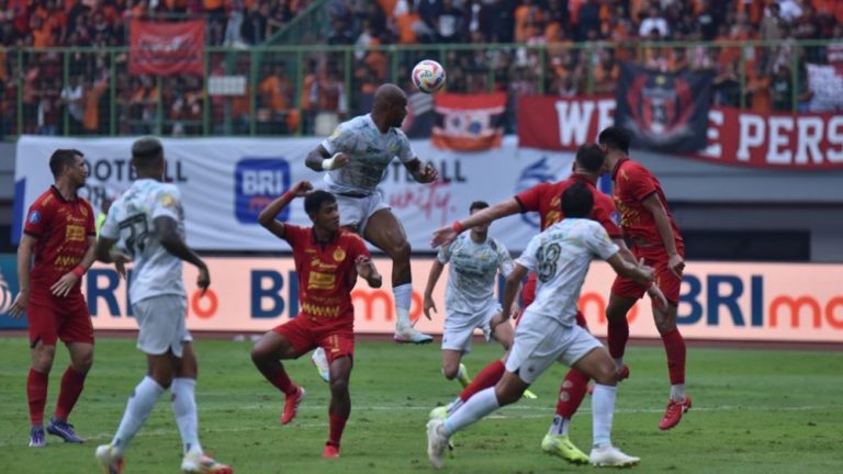 David Da Silva Kembali Cetak Gol Ke Gawang Persija, Pelatih Bojan Hodak Ungkap Rahasia Keberhasilan Ini!