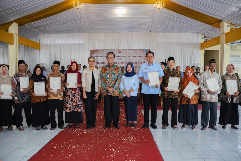 Gubernur DIY Serahkan 222 Serat Palilah, Berikan Kepastian Hukum Pemanfaatan Sultan Ground