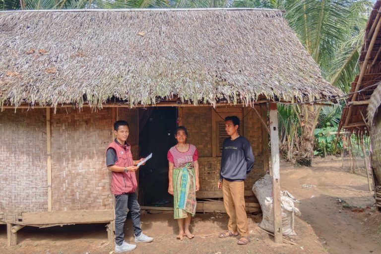 Kisah Pendamping PKH: Menghadapi Medan Berat Demi Akurasi DTSEN di Banten