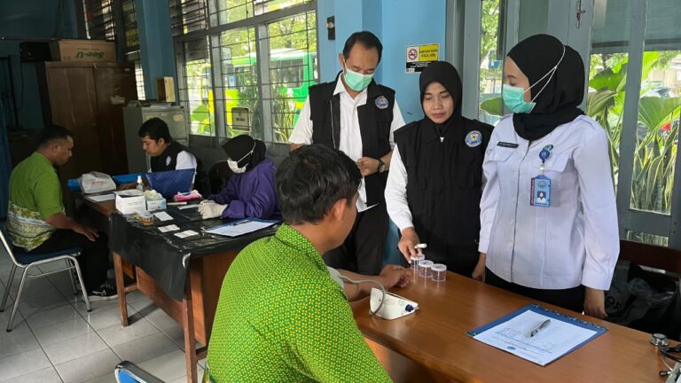 BNN Kab. Sleman Gelar Tes Urine di Terminal Condongcatur