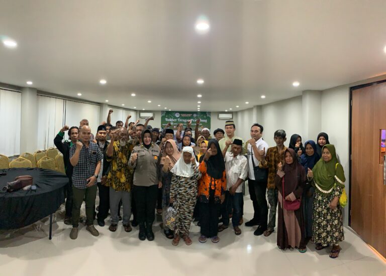 Pemulung DIY dan Teh Idaman Gelar Buka Puasa Bersama