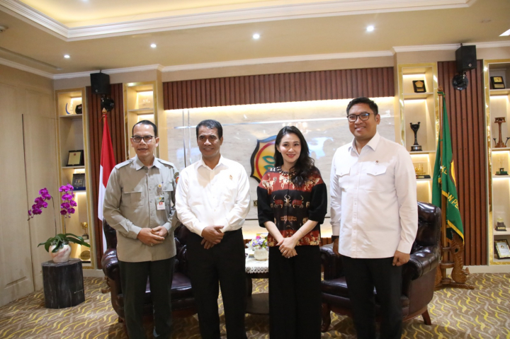 Mentan Amran dan Gubernur Maluku Utara Bahas Strategi Penguatan Ketahanan Pangan