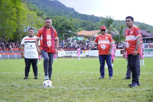 Wali Kota Tidore Buka Rurusaya Open Turnamen XIII