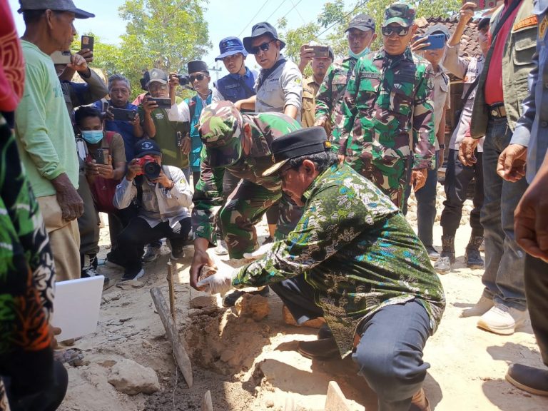 TNI dan Pemkab Sumenep Gerak Cepat Bantu Warga Terdampak Gempa Pulau Sapudi