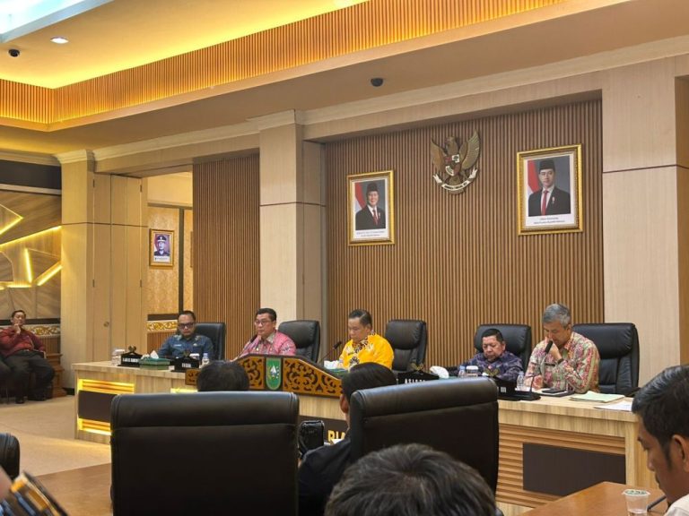 Plt Gubernur Riau Pastikan Pelayanan Publik Tetap Maksimal Meski Ada Kekosongan Jabatan di OPD